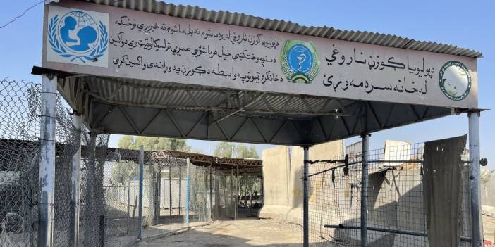 Pakistan-Afganistan arasındaki sınır kapısı kapatıldı