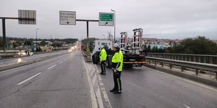 Vatan Caddesi 29 Ekim provaları nedeniyle trafiğe kapatıldı