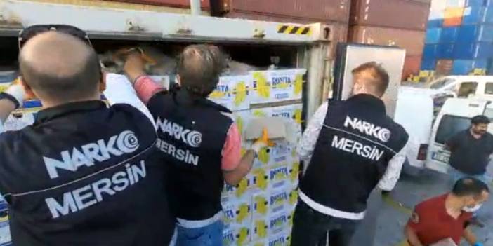 Mersin'de, muz kolileri arasında 60 kilo kokain ele geçirildi