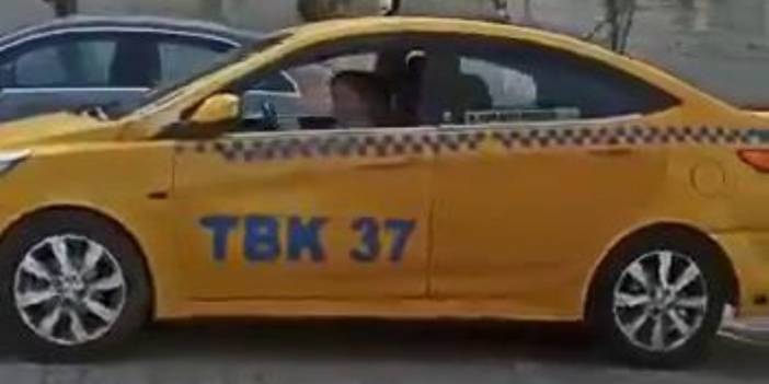 Site içinde taksi kullanan çocuk kamerada