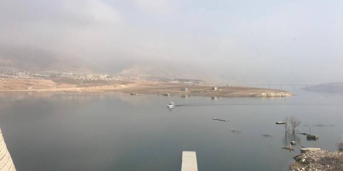 Baraj suları çekildi, eski Hasankeyf göründü