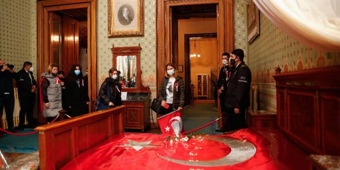 Dolmabahçe Sarayı'nda 10 Kasım