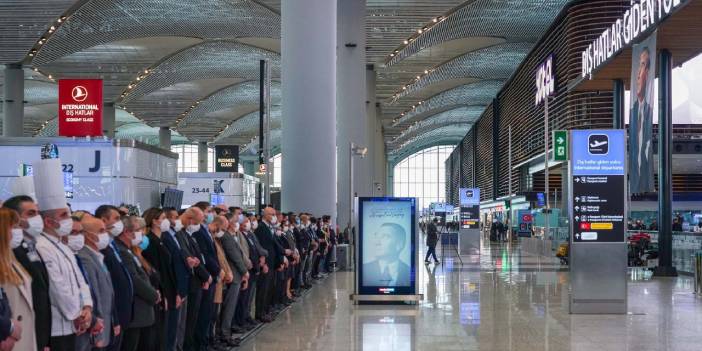 İstanbul Havalimanı'da saat 9'u 5 geçe hayat durdu