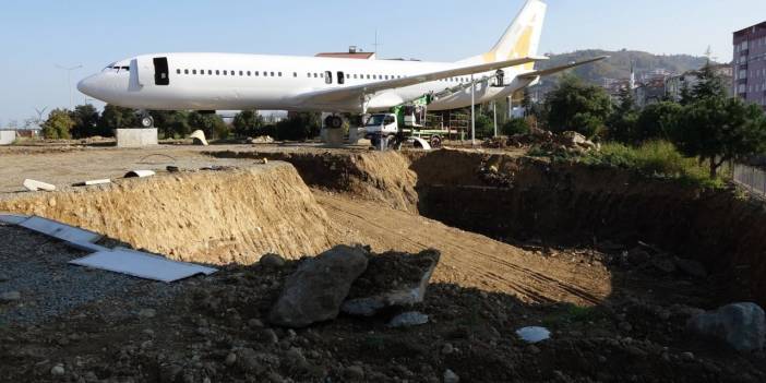 Pistten çıkan uçak, 'pide salonu'na dönüştürülüyor