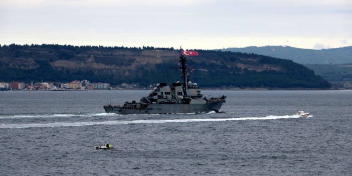 ABD savaş gemisi, Çanakkale Boğazı'ndan geçti