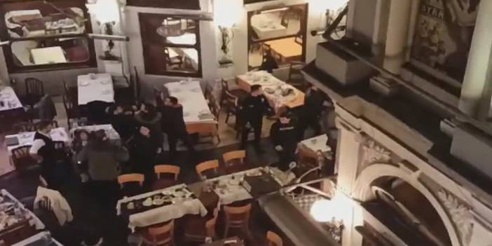 Çiçek Pasajı'nda pompalı tüfek dehşeti