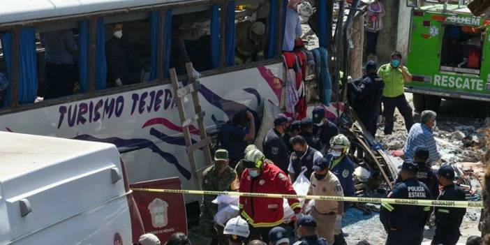 Freni arızalanan yolcu otobüsü evlere çarptı: 19 ölü, 30 yaralı