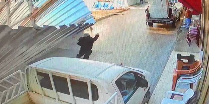 Edirne'de lodos sac panelleri devirdi: Vatandaş son anda kurtuldu