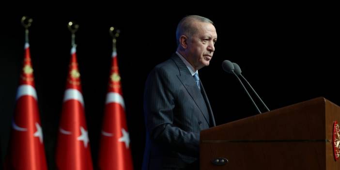 Erdoğan: Sözleşmeli, kadrolu öğretmen ayrımını kaldırıyoruz