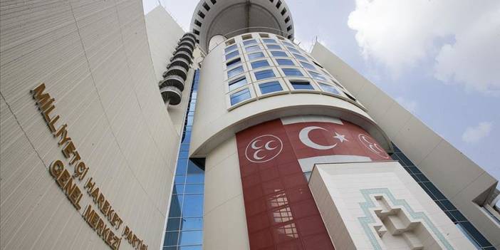 MHP'li ilçe başkanları istifa etti