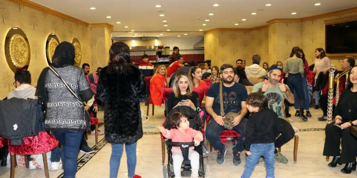 Kurun yükselişi, turistlerin satın alma gücünü arttırdı: İranlılar yeni yılı Van'da geçirecek