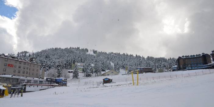 Uludağ'da yılbaşı hazırlıkları sürüyor: Fiyatlar yeniden belirlendi