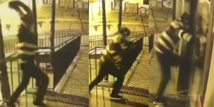 Taşla tekmeyle girdiler, çuval çuval götürdüler... Başakşehir'de market soyguncuları kamerada