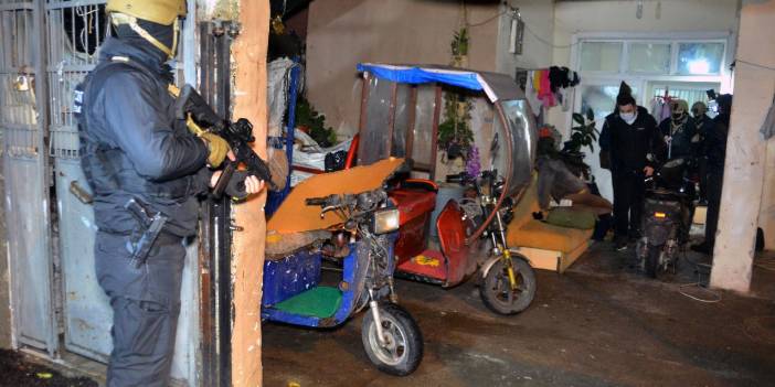 Adana’da IŞİD operasyonu: 13 gözaltı kararı