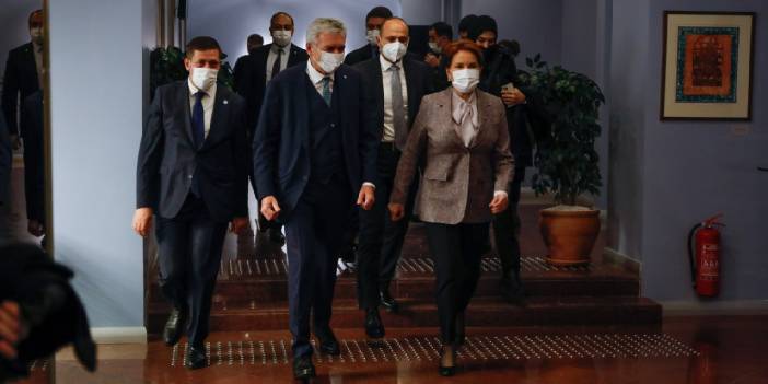 Meral Akşener, İstanbul Sanayi Odası'nı ziyaret etti