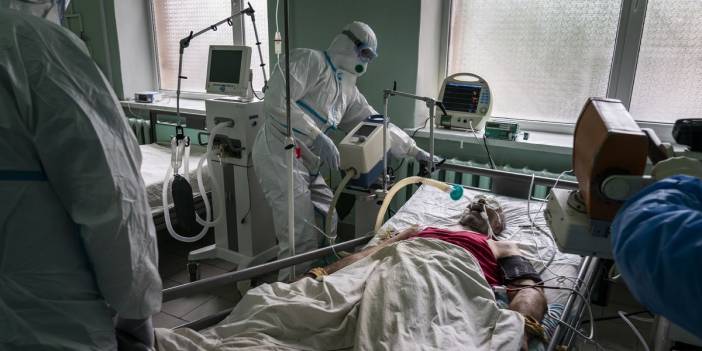 Prof. Dr. Faruk Şendur: Covid-19 felç riskini artırabilir