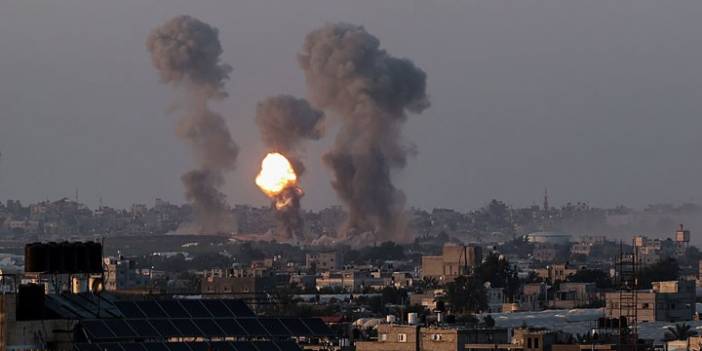 İsrail Gazze Şeridi'nde Hamas'a ait hedefleri vurdu