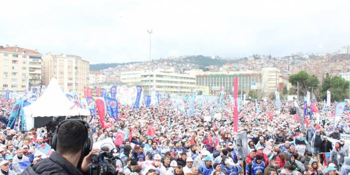 Kocaeli'nde metal işçileri mitingi