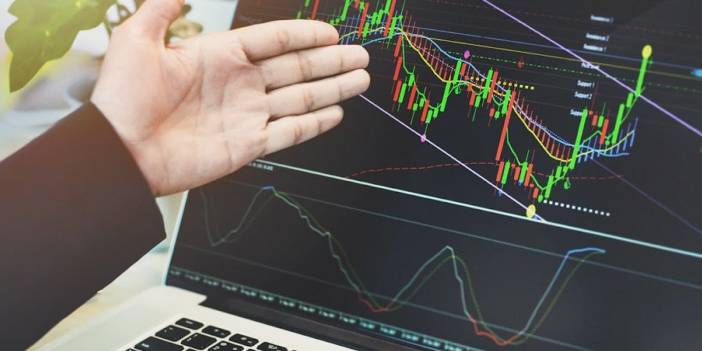 Ekonomistlerden tartışmalı TÜİK enflasyonu yorumu: Asgari ücretin dörtte birini götürdü