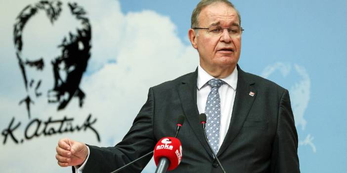 Öztrak: Kur tabelası, Nebati Bakan’ın gözleri gibi ışıl ışıl, kıpır kıpır