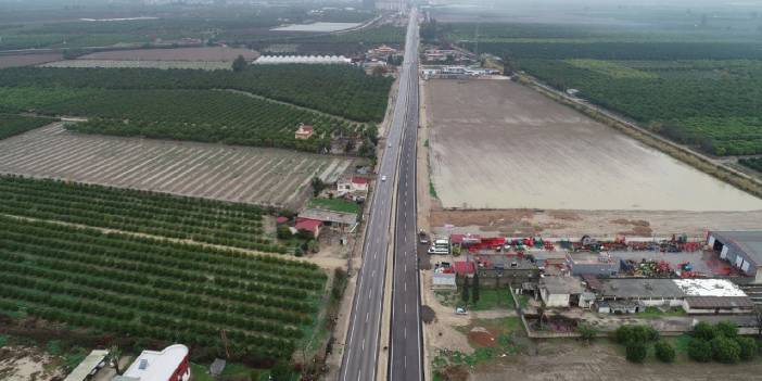 Adana'da tarlalar su altında kaldı
