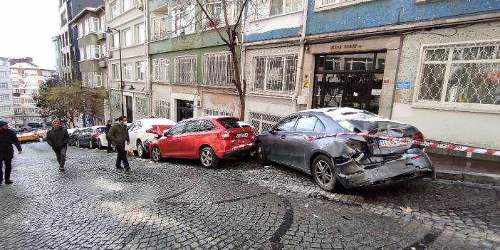 İtfaiye aracı, 7 otomobile çarptı