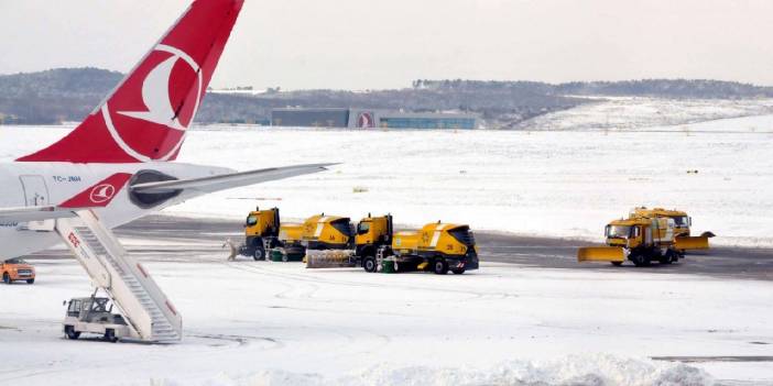 THY, İstanbul Havalimanı'ndan 52 seferini iptal etti