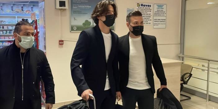 Yeni transfer Enis Destan Trabzon'da