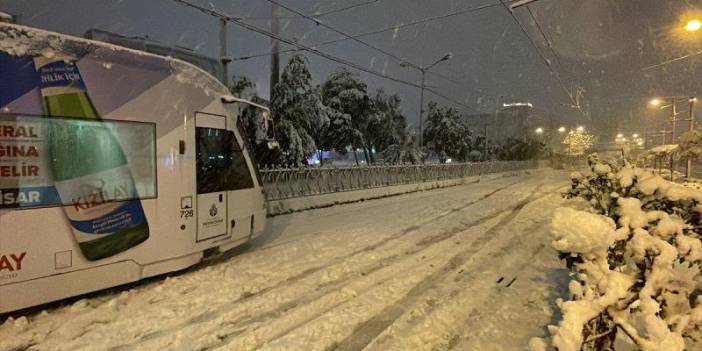 İstanbul'da tramvay seferleri yeniden başladı