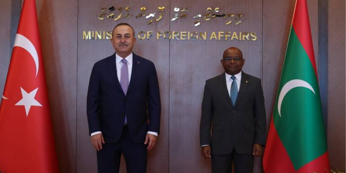 Çavuşoğlu Maldivler'de: Vizesiz seyahat gündemde