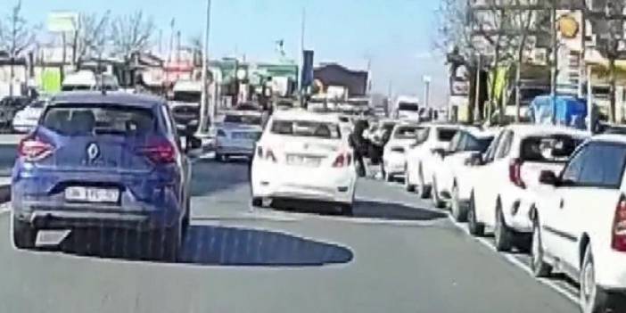 Elektrikli scooter kazası araç kamerasında