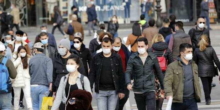 Bilim Kurulu Üyesi: Omicron'a erken yakalanan kentlerde vakalar düşüyor