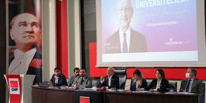 Kılıçdaroğlu, üniversiteli öğrencilerle bir araya geldi