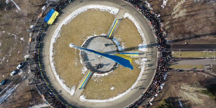 Ukrayna: Sınırda gerilim, sokakta miting