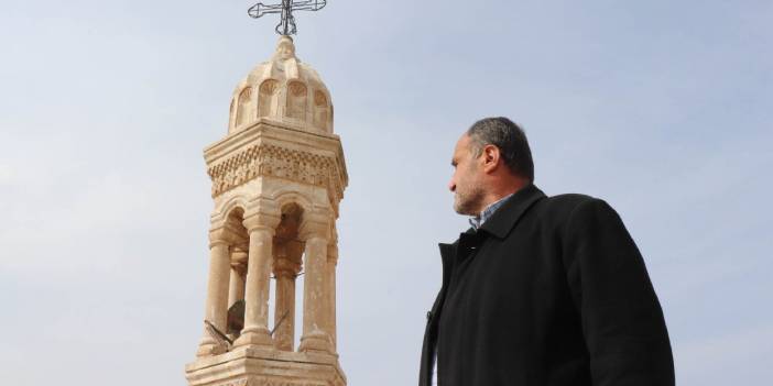 Tarihi kilisede hırsızlık: Çanı çalmaya kalkıştılar