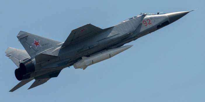 Savaş başladı: Havaalanı, limanlar ve radar sistemleri vuruldu