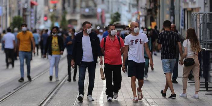 Prof. Dr. Ceyhan: 2 doz aşılanma korumuyor