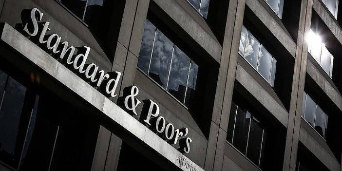 S&amp;P'den Rusya'ya bir not indirimi daha