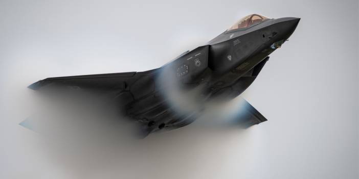 ABD, 100 milyon dolarlık enkaza ulaştı: Çin denizine düşen F-35 bulundu