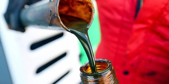 Petrolde keskin düşüş sürüyor