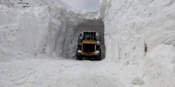 Burası Van: Kar 8 metre