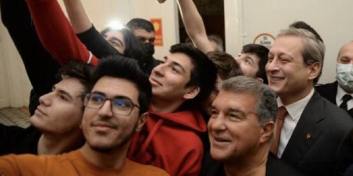 Barcelona başkanı Laporta'dan Galatasaray Lisesi'ne ziyaret