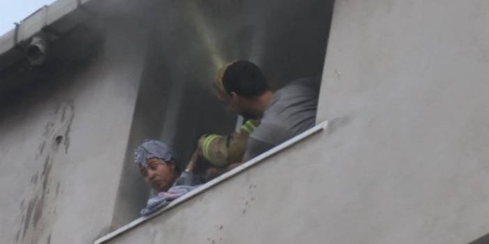 Yangında can pazarı: Pencereye çıkıp nefes almaya çalıştılar