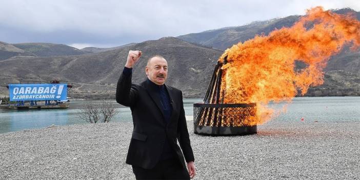 Aliyev Karabağ'da Nevruz ateşi yaktı