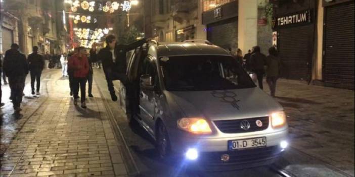 Trafik magandaları İstiklal Caddesi'nde polise yakalandı