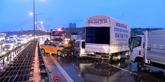 TEM Otoyolu'nda zincirleme kaza: 1 yaralı