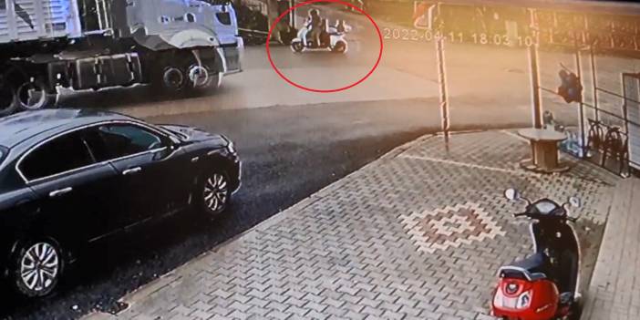 Motosiklet sürücüsü saniyelerle kurtuldu