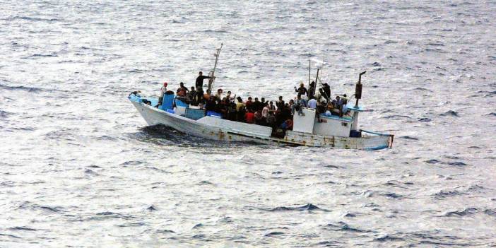 Libya açıkları göçmenlere mezar oldu: 6 ölü