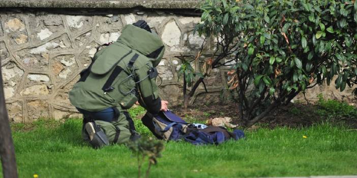 Bursa’da şüpheli paket alarmı: Elbise çıktı