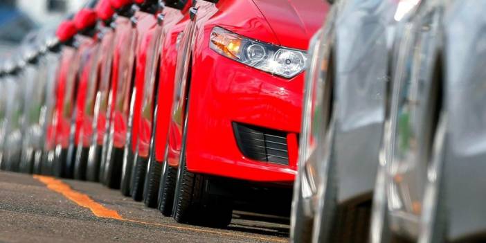 Tarih verildi: Otomobile büyük zam geliyor